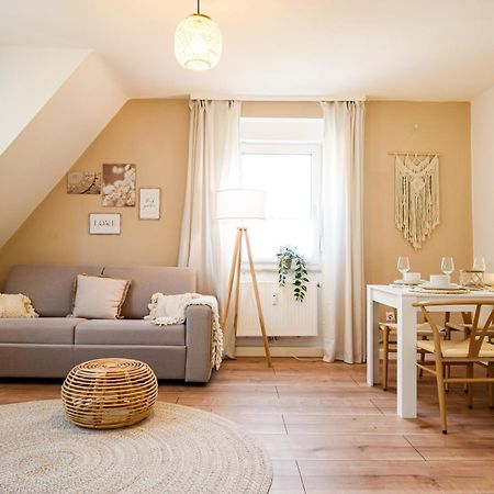 Boho-Apartment - Feel Like Home, Tiny Bathroom & Garage, 60M2 뮬락커 외부 사진